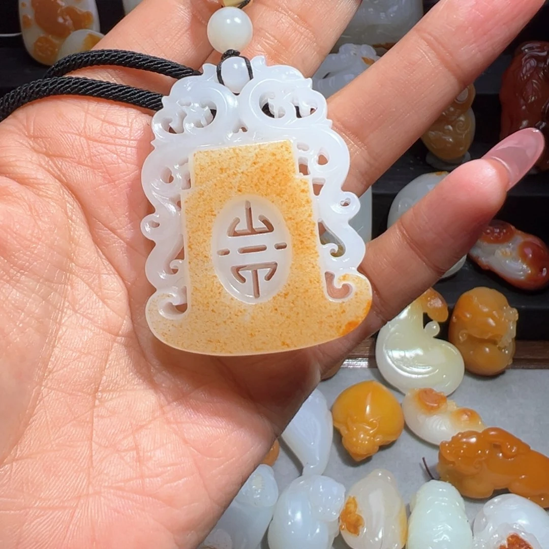 和田玉颈饰未镶嵌老*