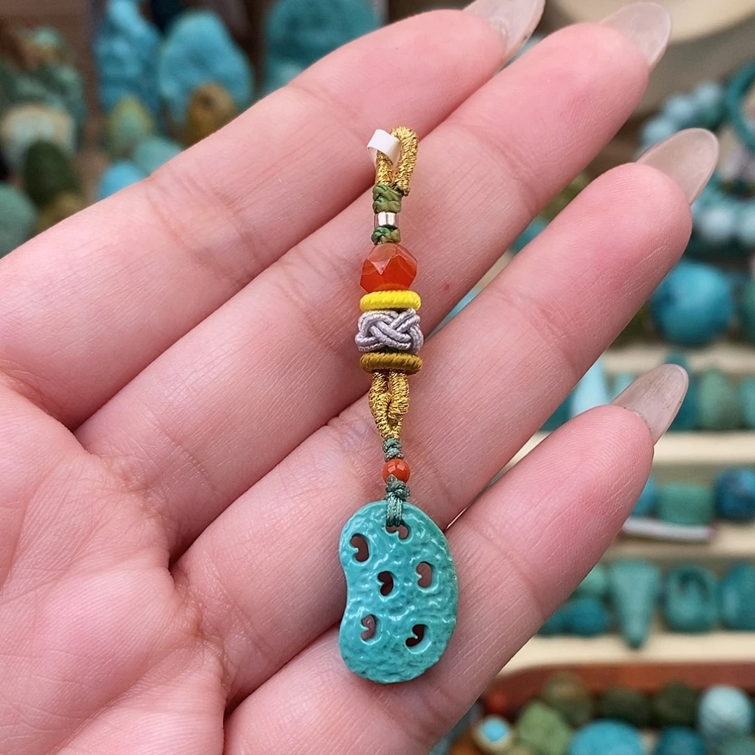 未镶嵌绿松石珠宝奇石