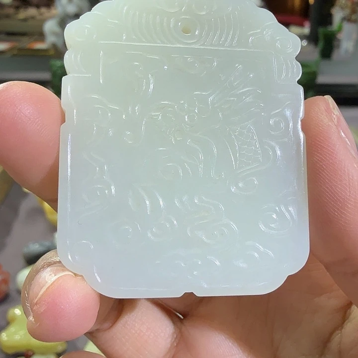 百***仓和田玉（糖玉）未镶嵌颈饰