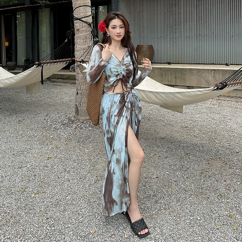 《蓝隙宣言》大码女长裙沙滩性感比基尼泳衣分体修身显瘦温泉度假
