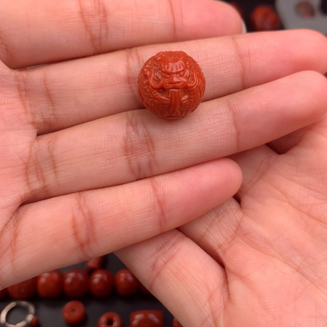 南红玛瑙精工雕刻龙珠15mm未镶嵌