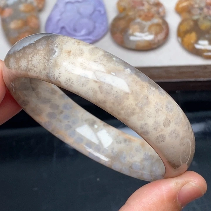 硅化珊瑚（珊瑚玉）手镯未镶嵌62,2