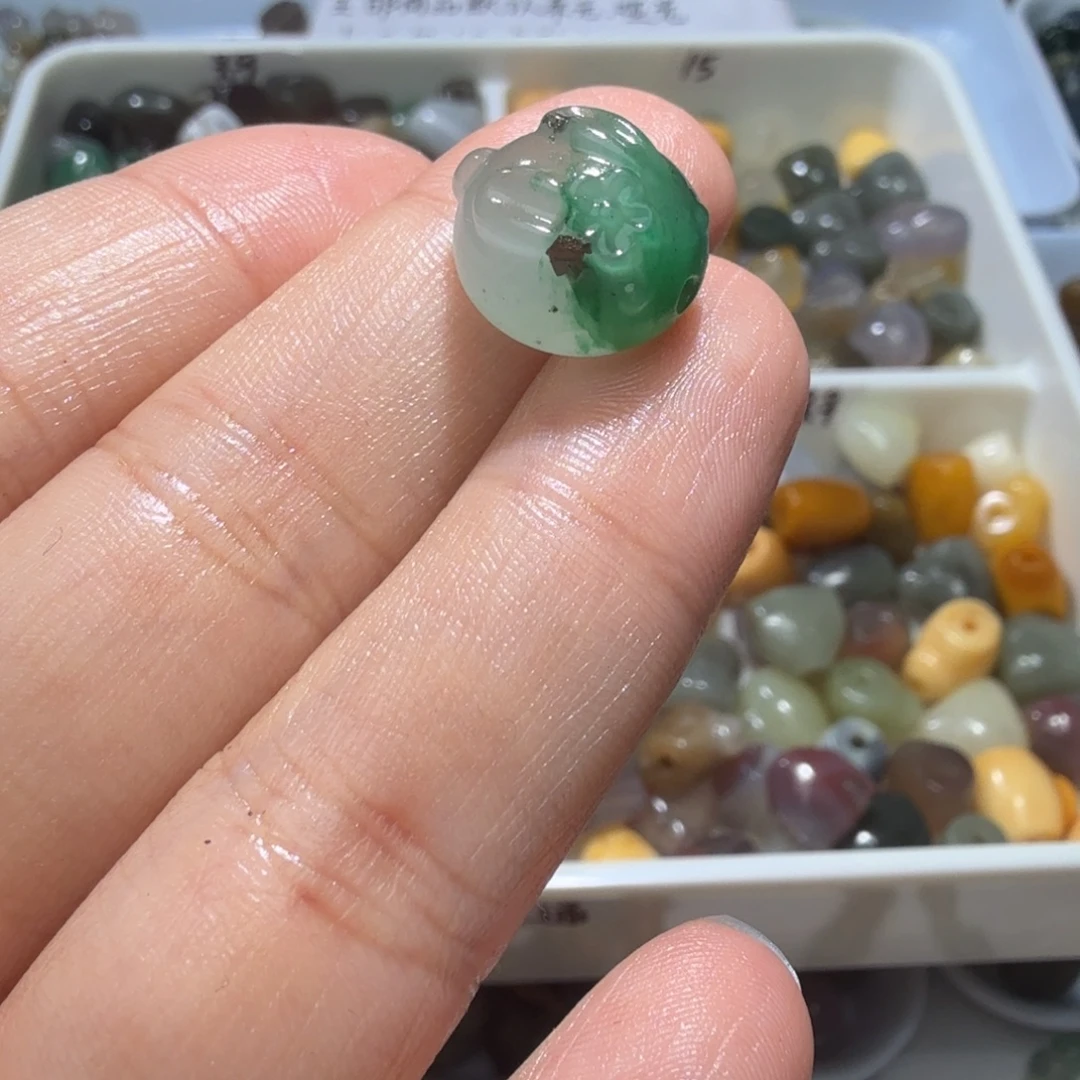 和田玉未镶嵌珠宝奇石