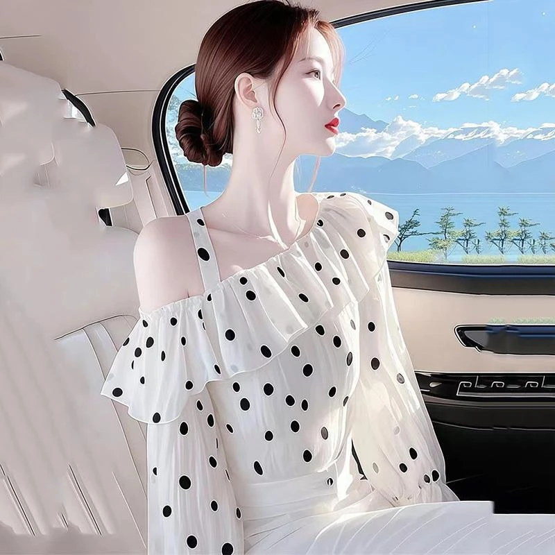 法芬图2025超火露肩白色波点雪纺衬衫女夏季新款法式气质收腰衬衣