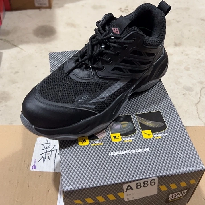 886号。43码防砸防刺劳保鞋