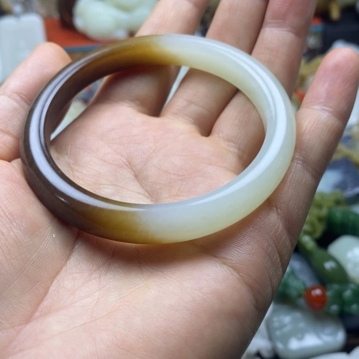 未镶嵌和田玉挂件丽***疆