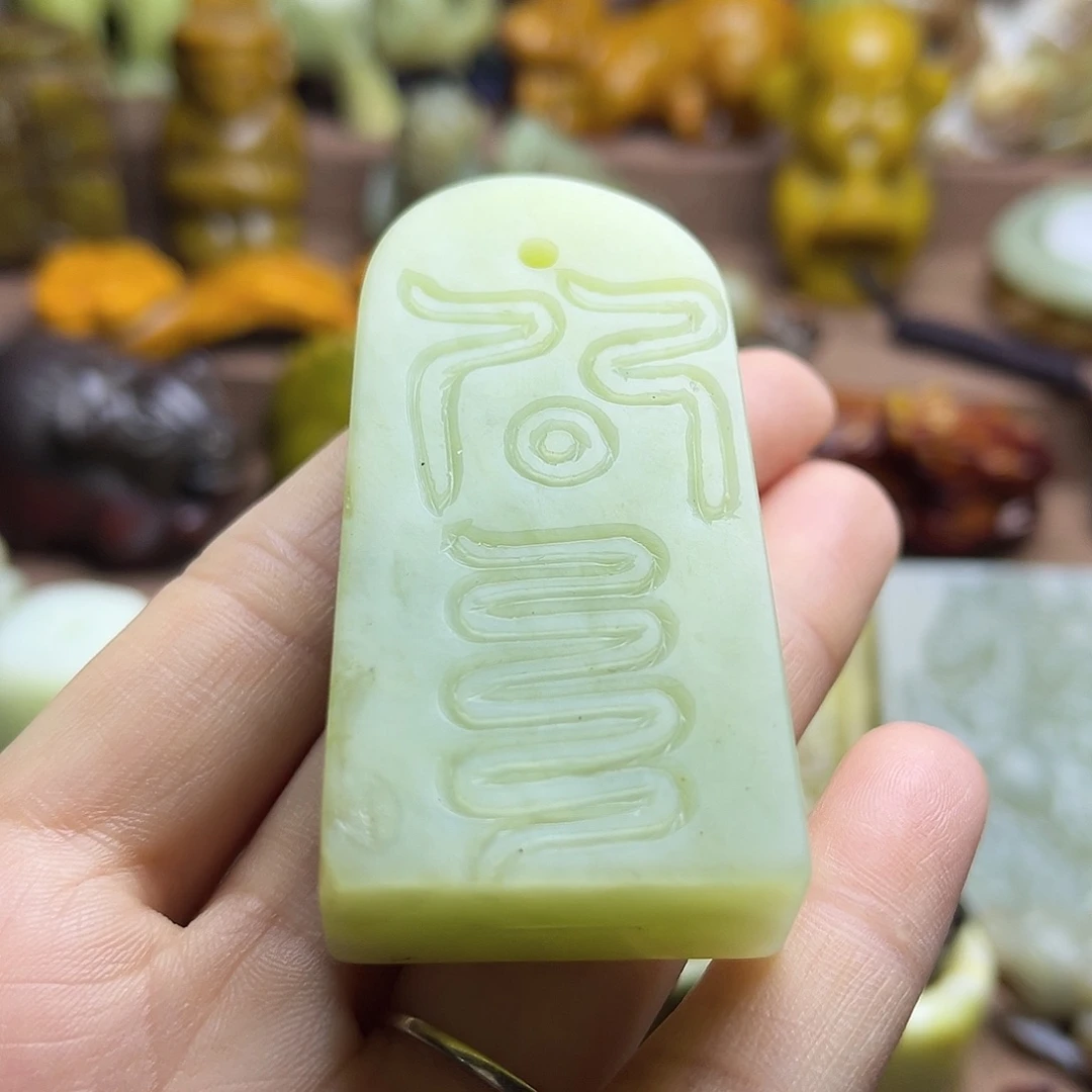 白玉菩提吊坠23。。