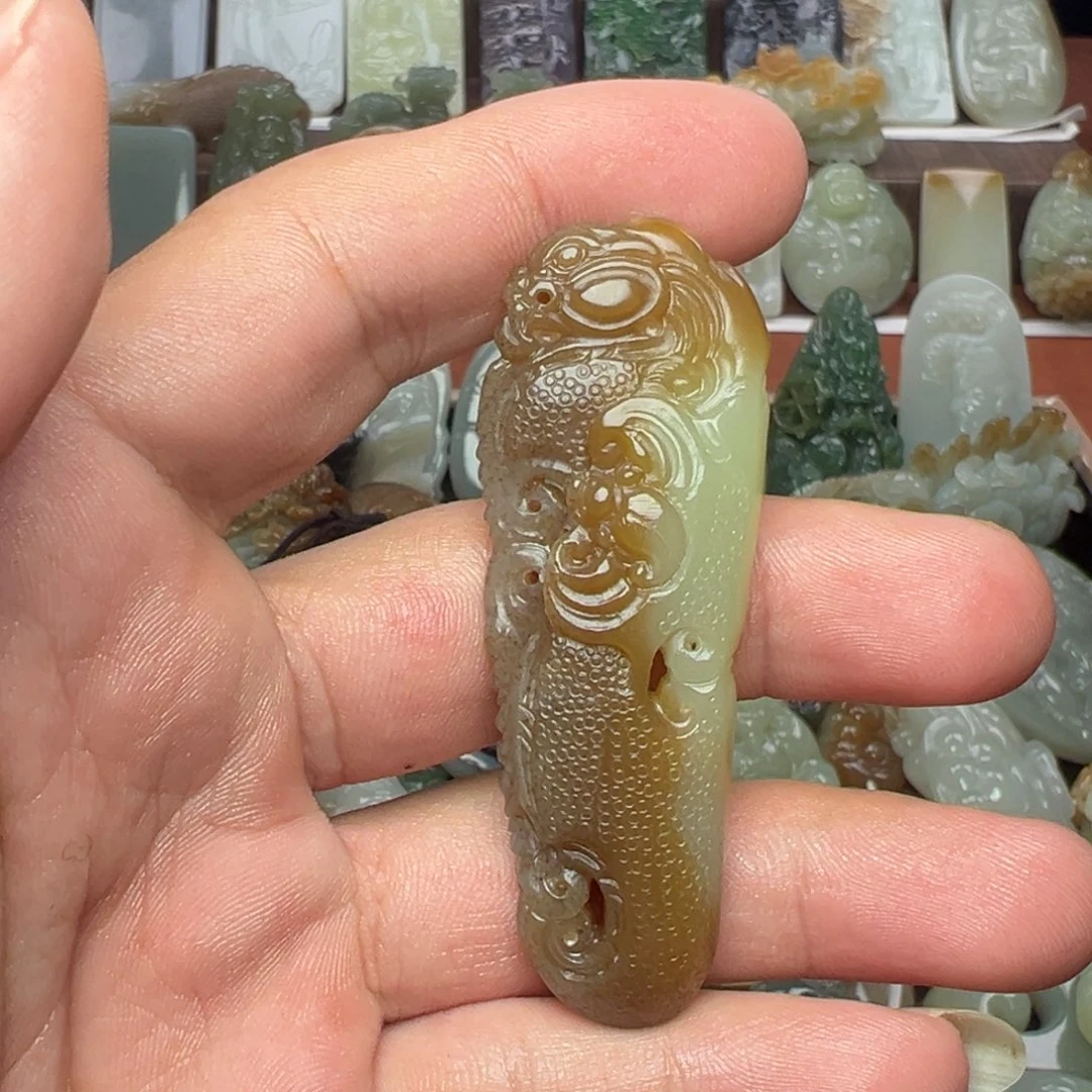 和田玉未镶嵌挂件