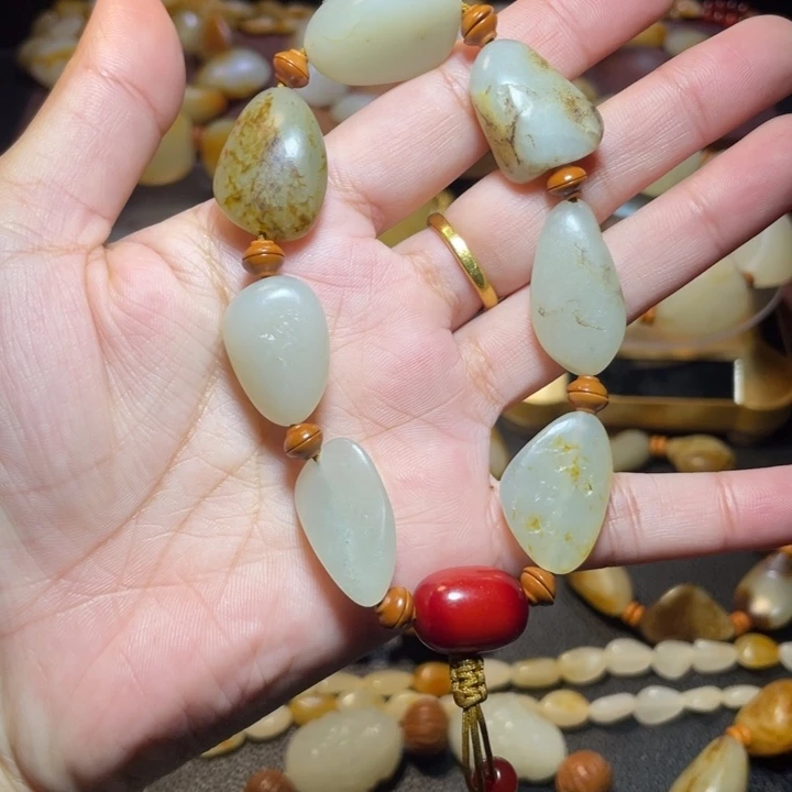 和田玉未镶嵌手链