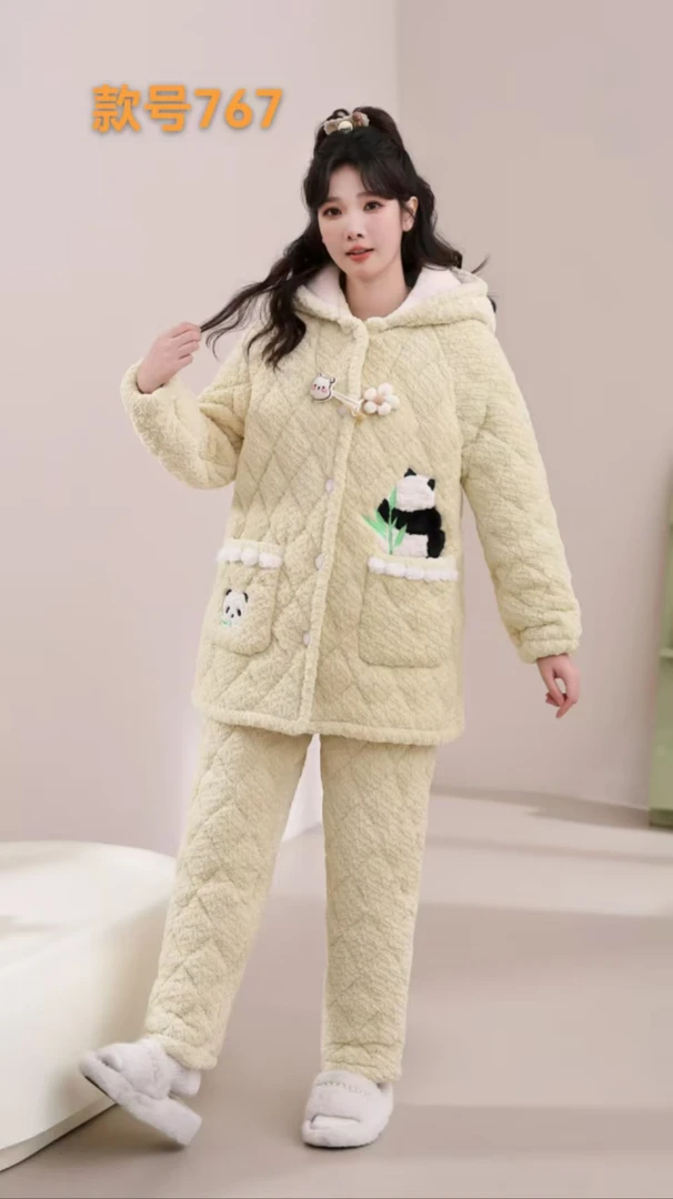 767.768短款女士戴帽保暖冬季加厚家居服套装