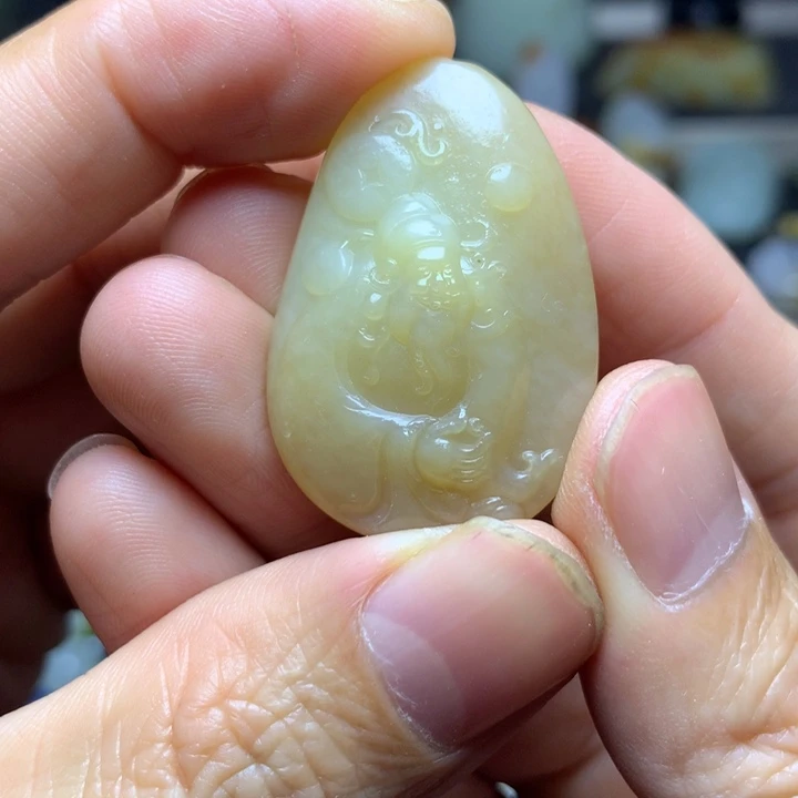 和田玉未镶嵌挂件