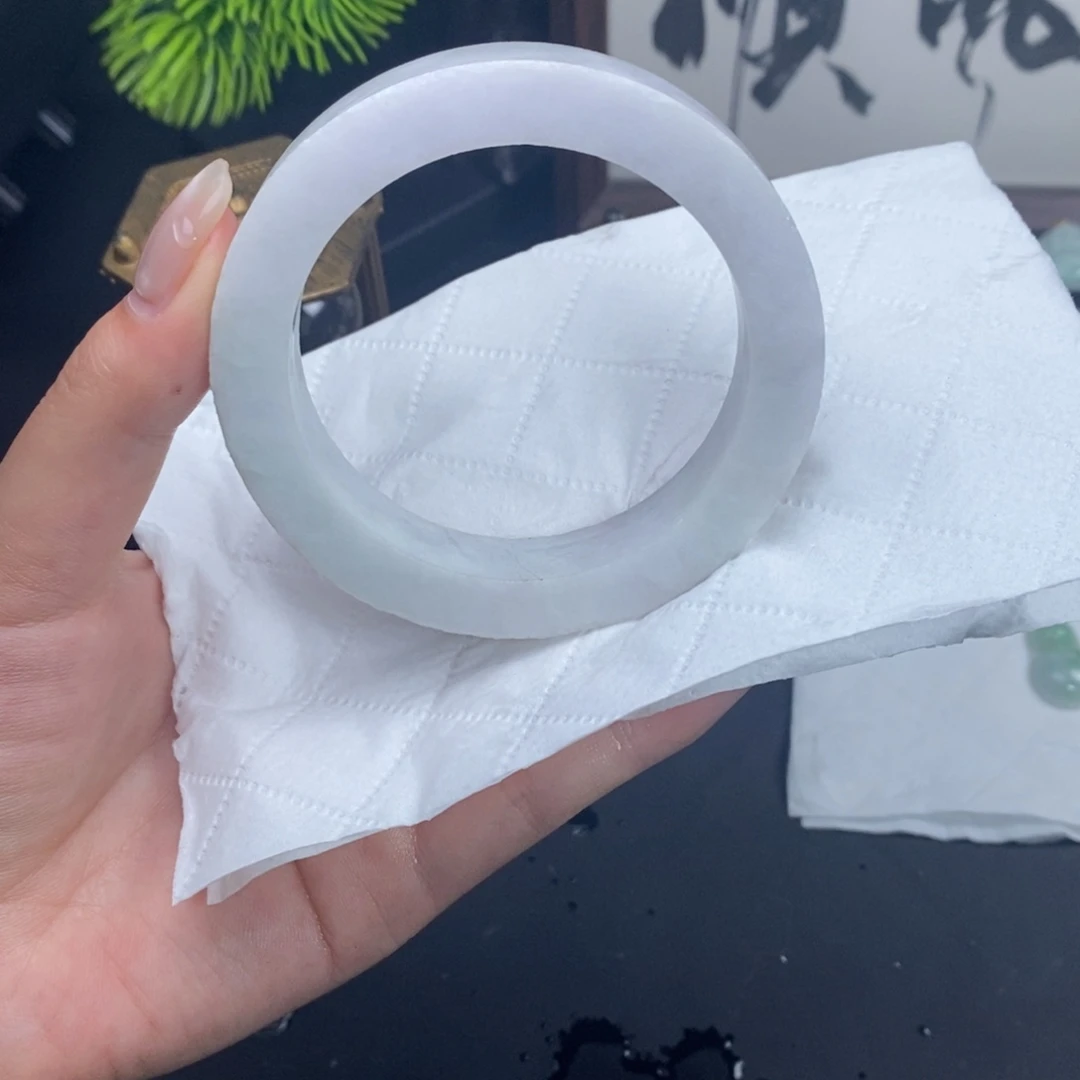 定制翡翠未镶嵌手镯57/62