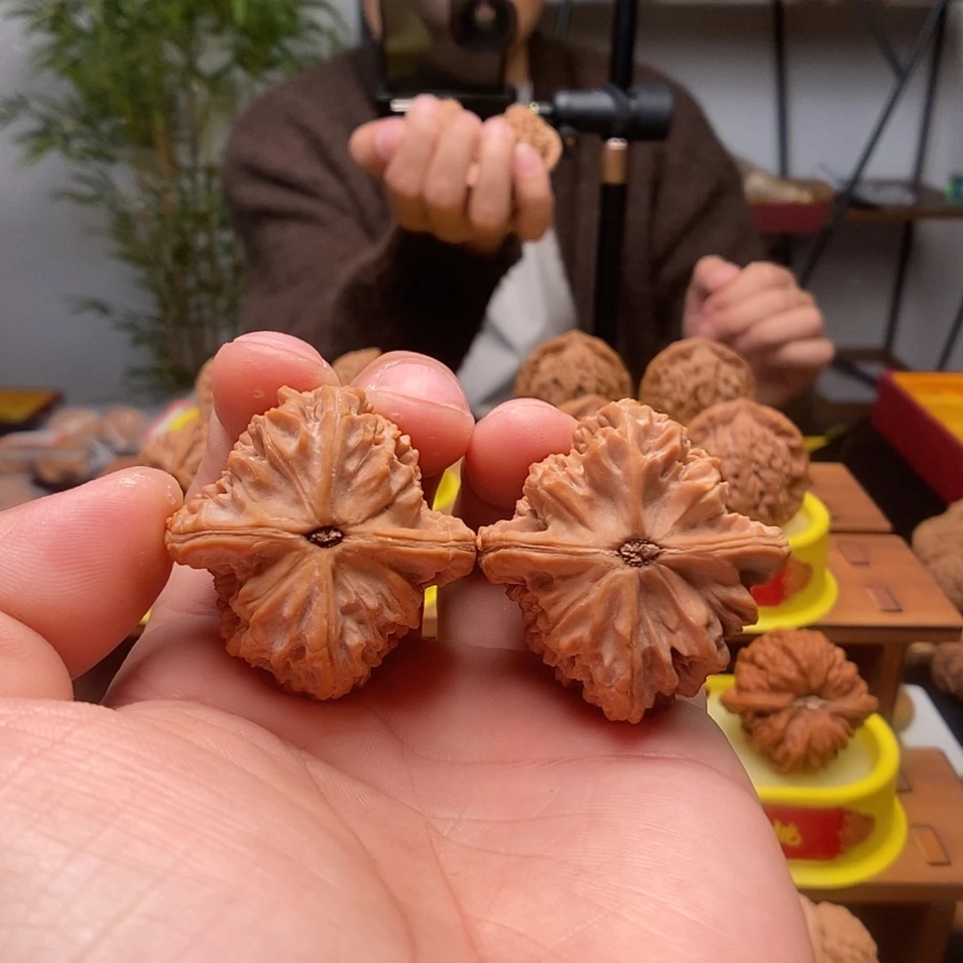 吊坠文玩核桃马老四39.5