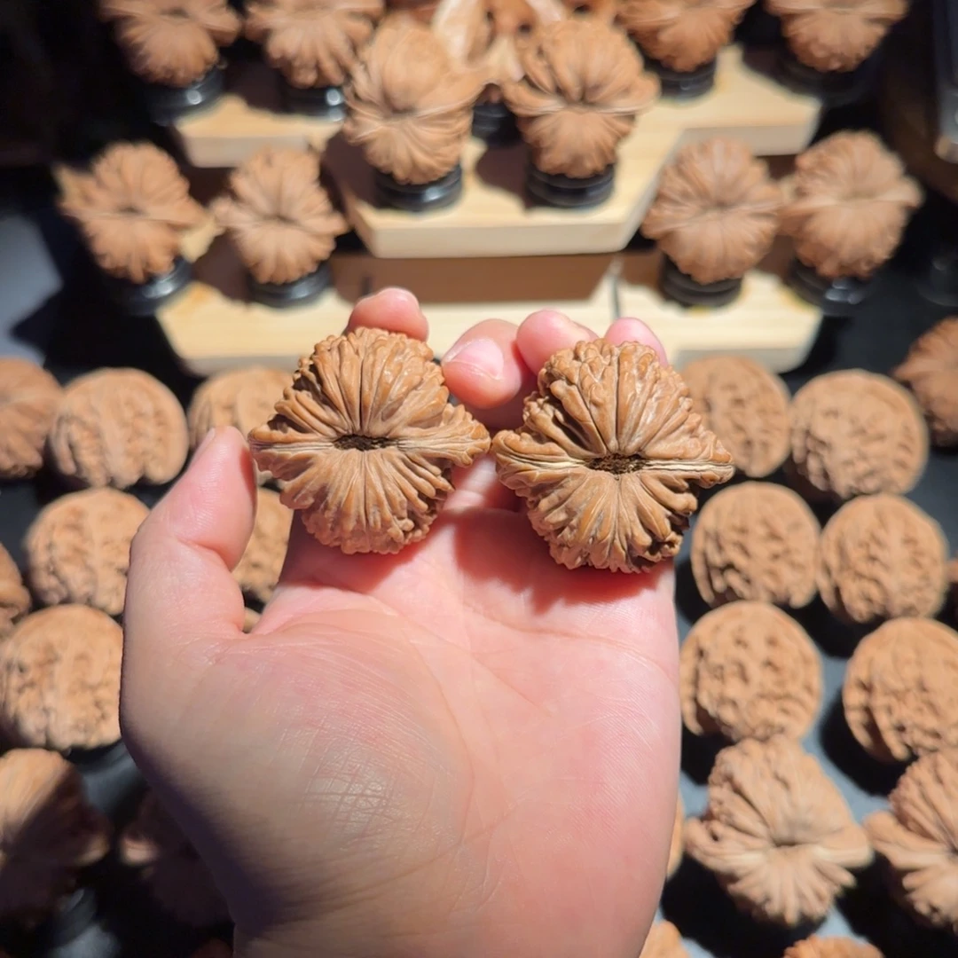 帅***戏核桃43全品白茬拱桥楼