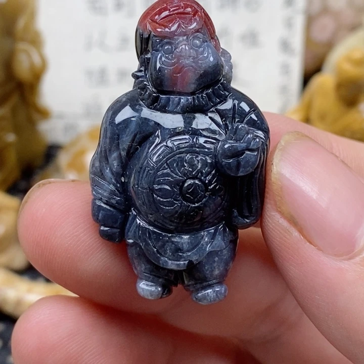 颈饰未镶嵌硅化珊瑚（珊瑚玉）