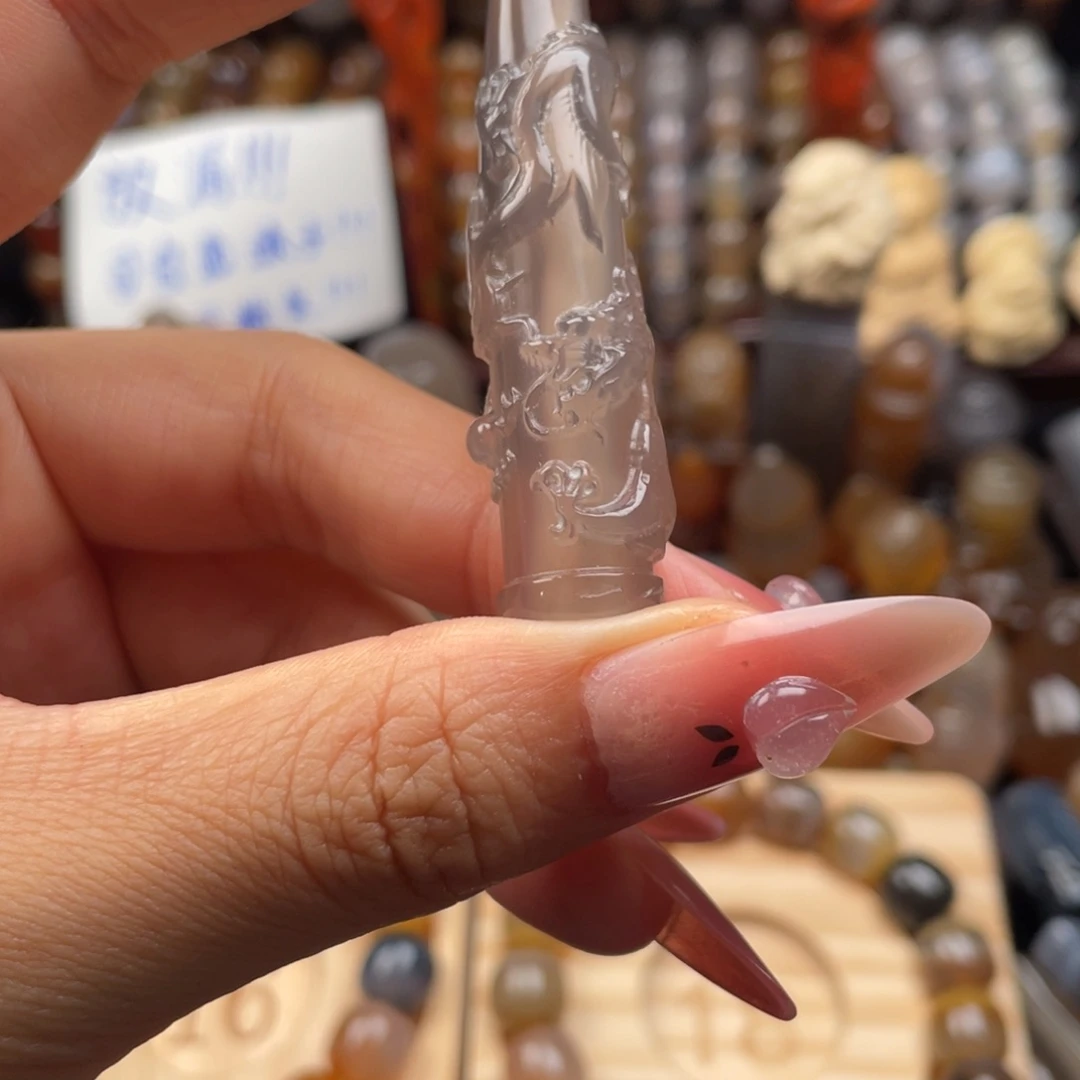 玛瑙/玉髓未镶嵌珠宝奇石