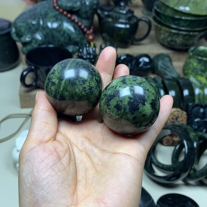蛇纹石玉未镶嵌项链40手球福利