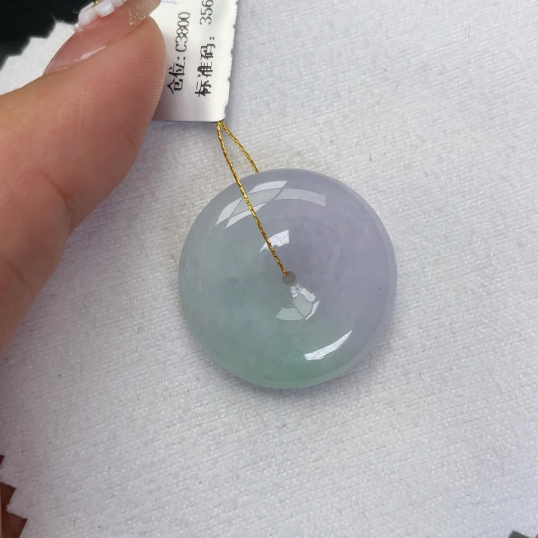 翡翠未镶嵌颈饰平安扣