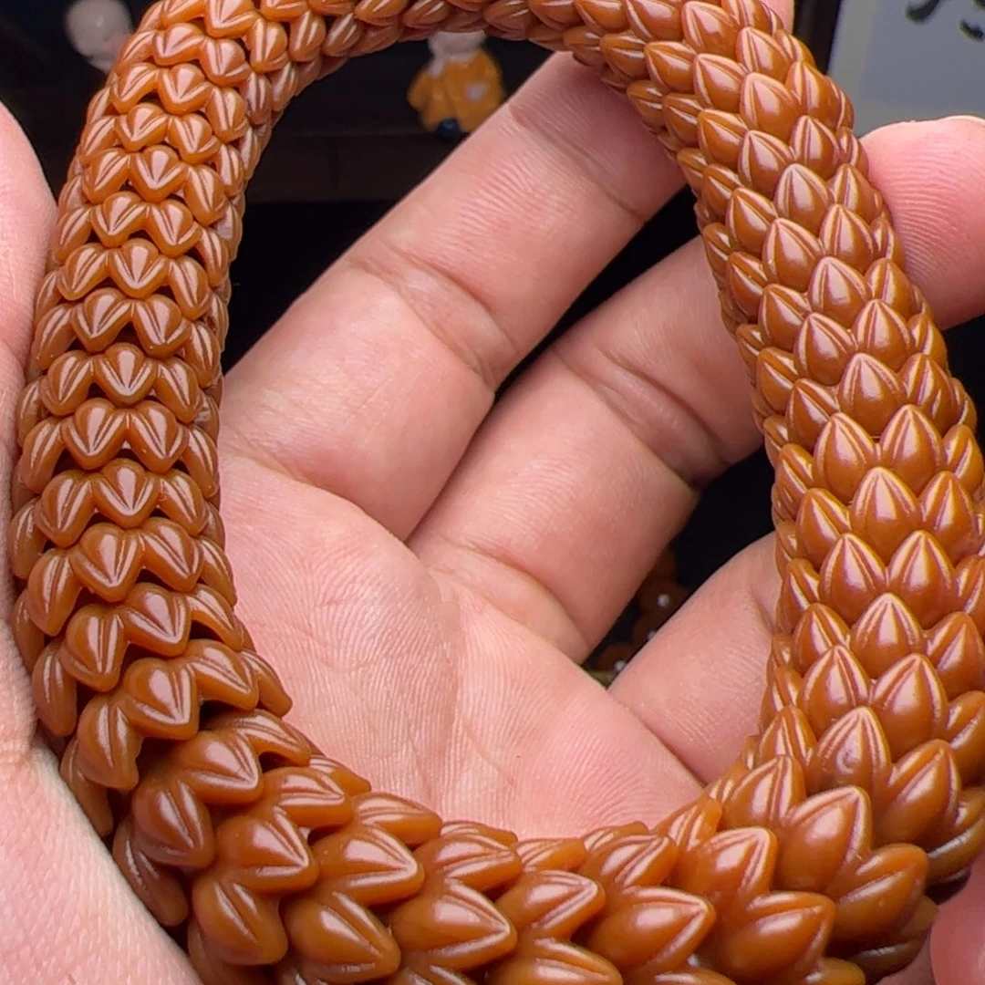 吊坠猴头核桃哦据咯