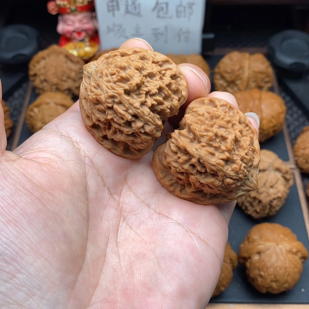 文玩核桃把件全品白茬满天星41尺