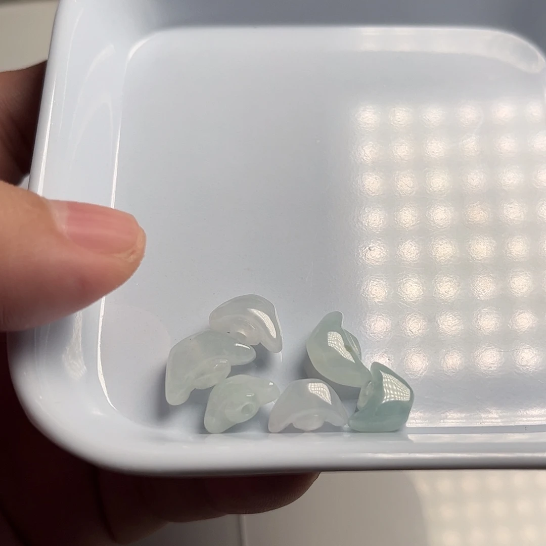 颈饰未镶嵌翡翠天然翡翠
