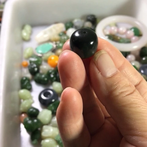 未镶嵌和田玉手机链