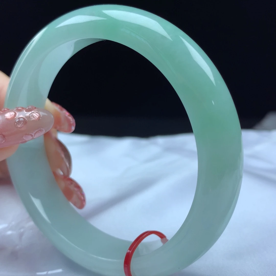 未镶嵌手镯翡翠97010,