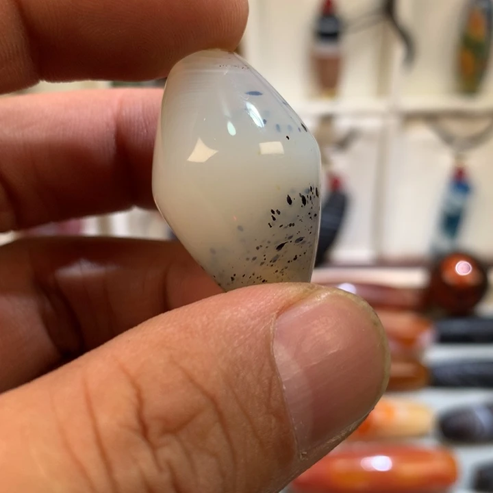 未镶嵌颈饰玛瑙/玉髓