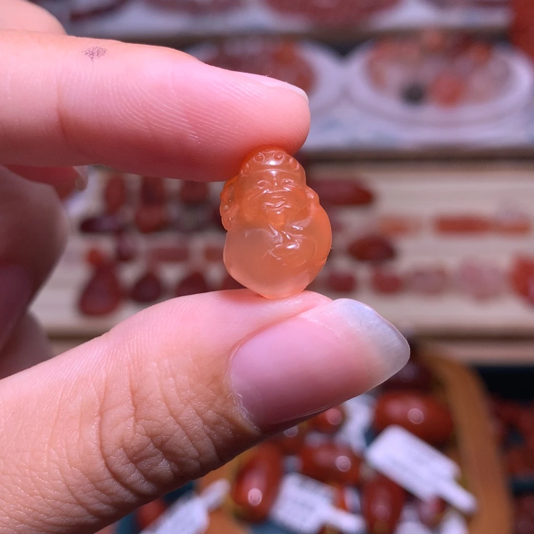 南红玛瑙未镶嵌珠宝半成品财财