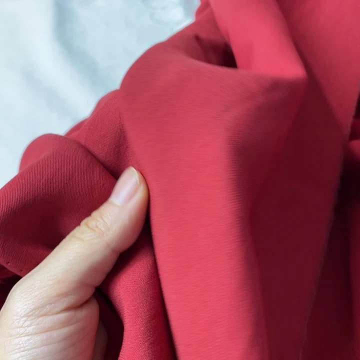 天丝（莱赛尔纤维）安格拉红色天丝棉1米