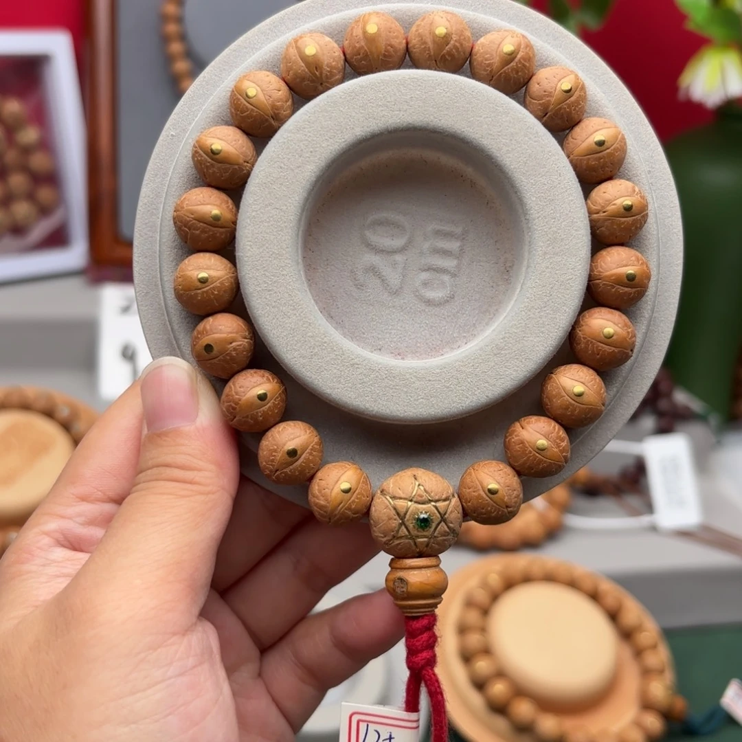 凤眼菩提手串12左右铜钉手串
