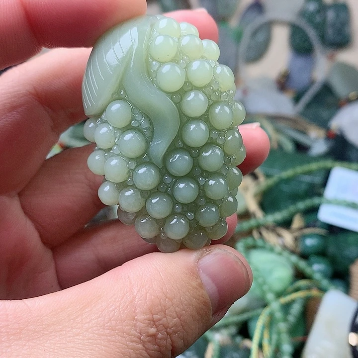 未镶嵌和田玉挂件