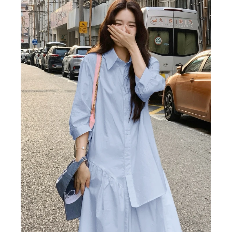 蓝色设计感连衣裙春夏女2025新款轻熟风宽松休闲简约中长款衬衫裙