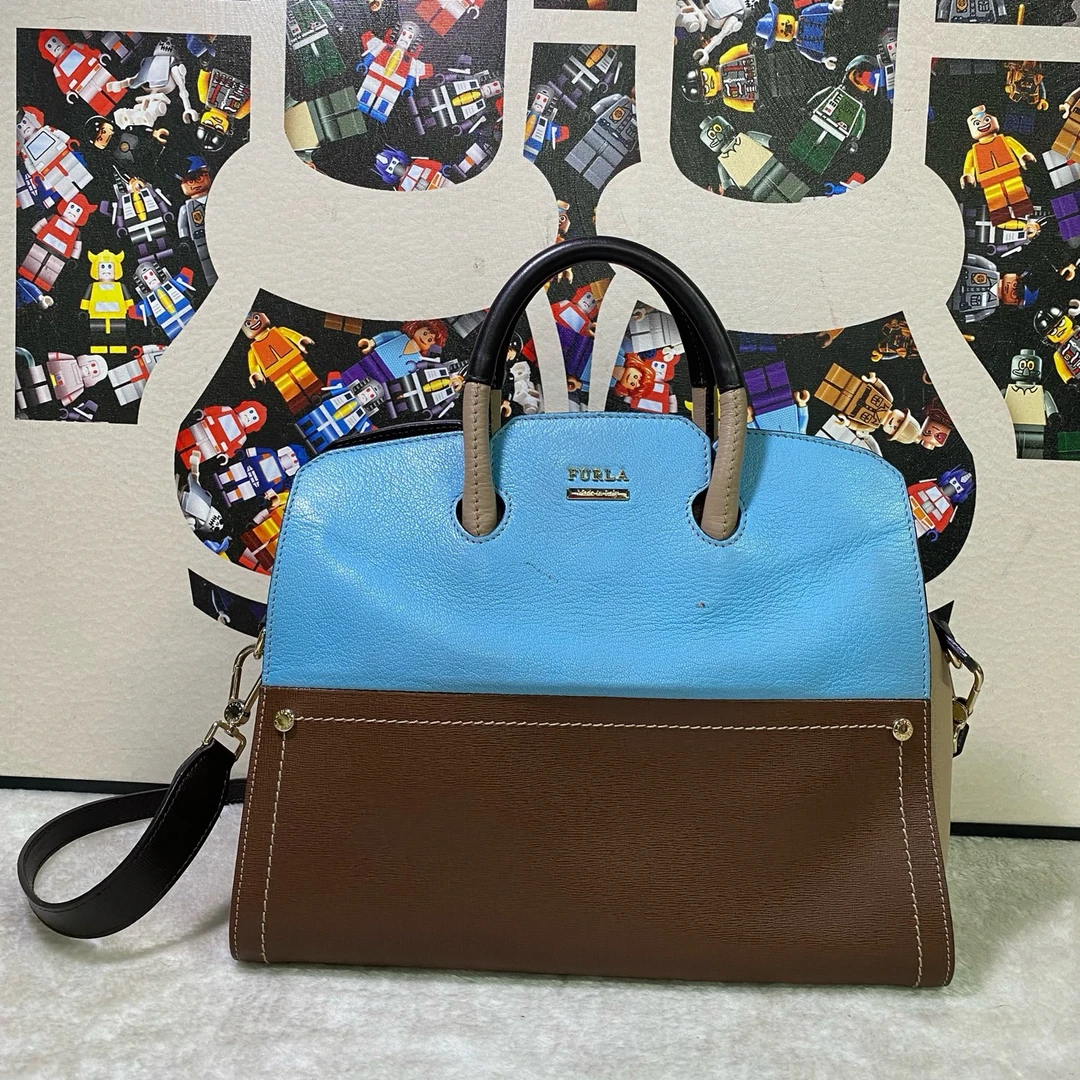 95新 FURLA/芙拉 21224斜挎包25*30