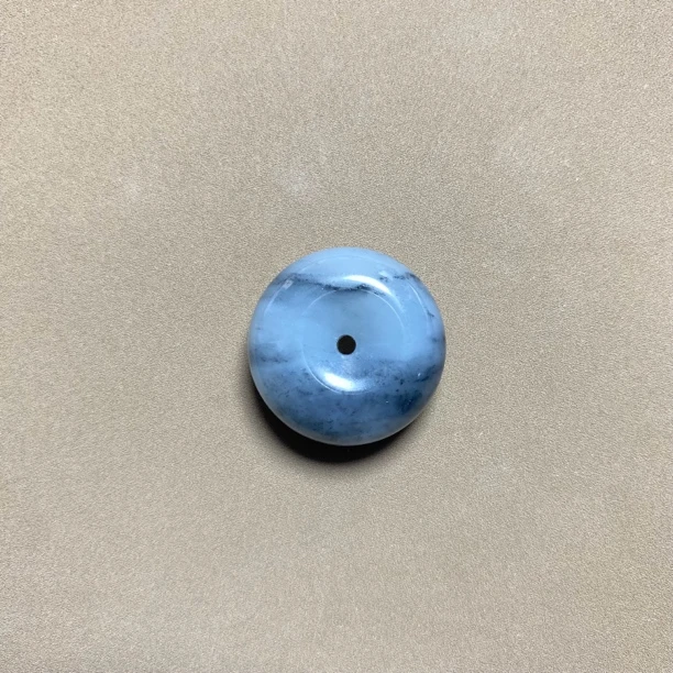新疆和田玉籽青花飘墨意境平安扣【24*24*10mm/10.2g】