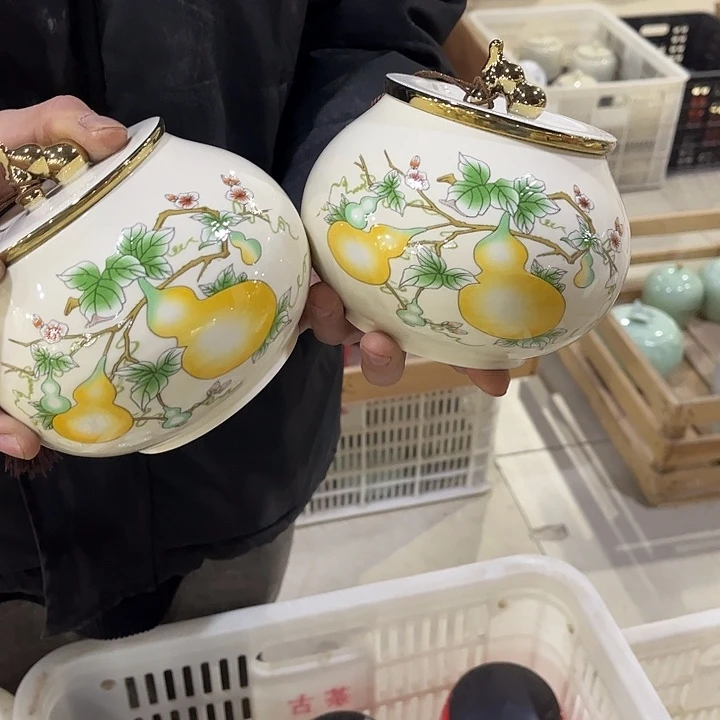 摆件陶瓷茶叶罐陶瓷密封罐