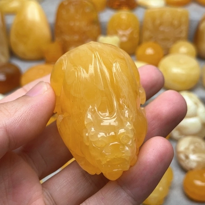 未镶嵌颈饰琥珀琥珀蜜蜡吊坠