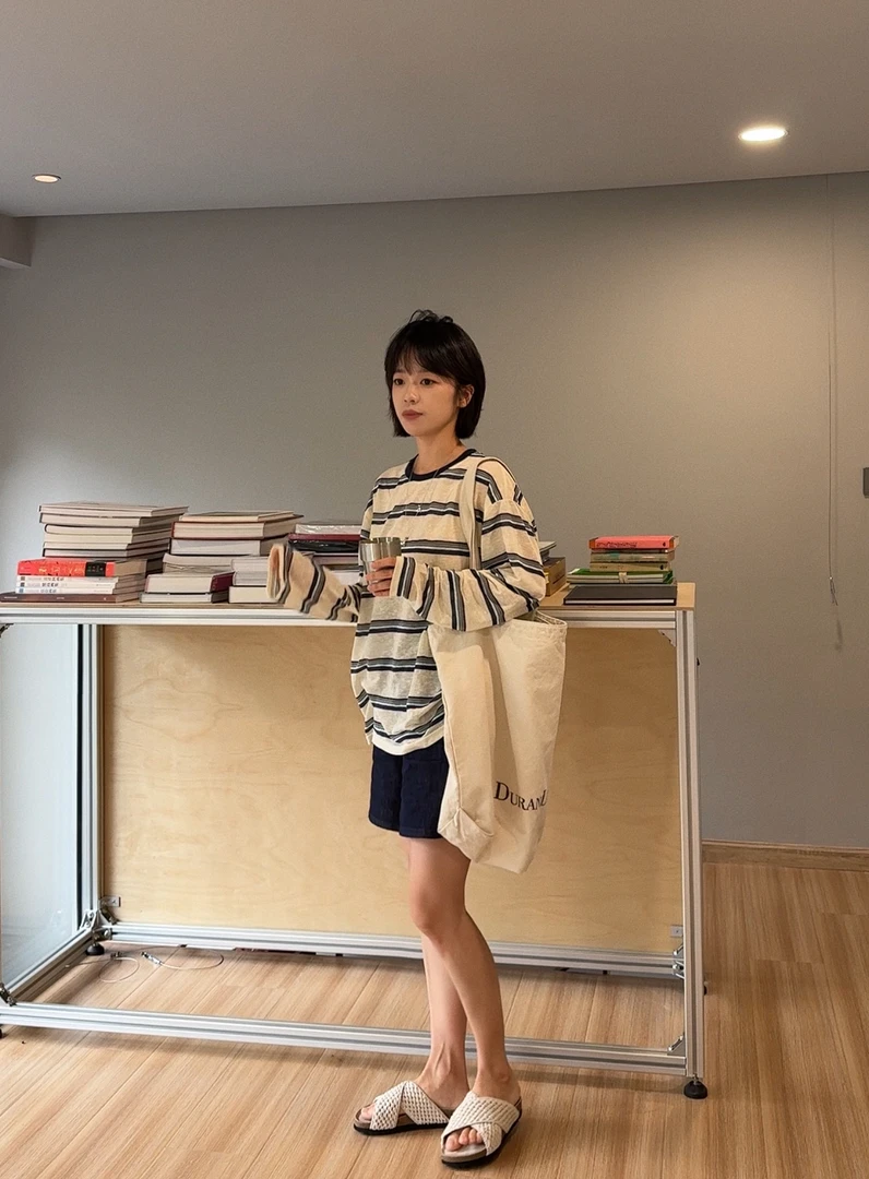 苏晨 日常好穿薄款宽松休闲条纹圆领长袖防晒T恤