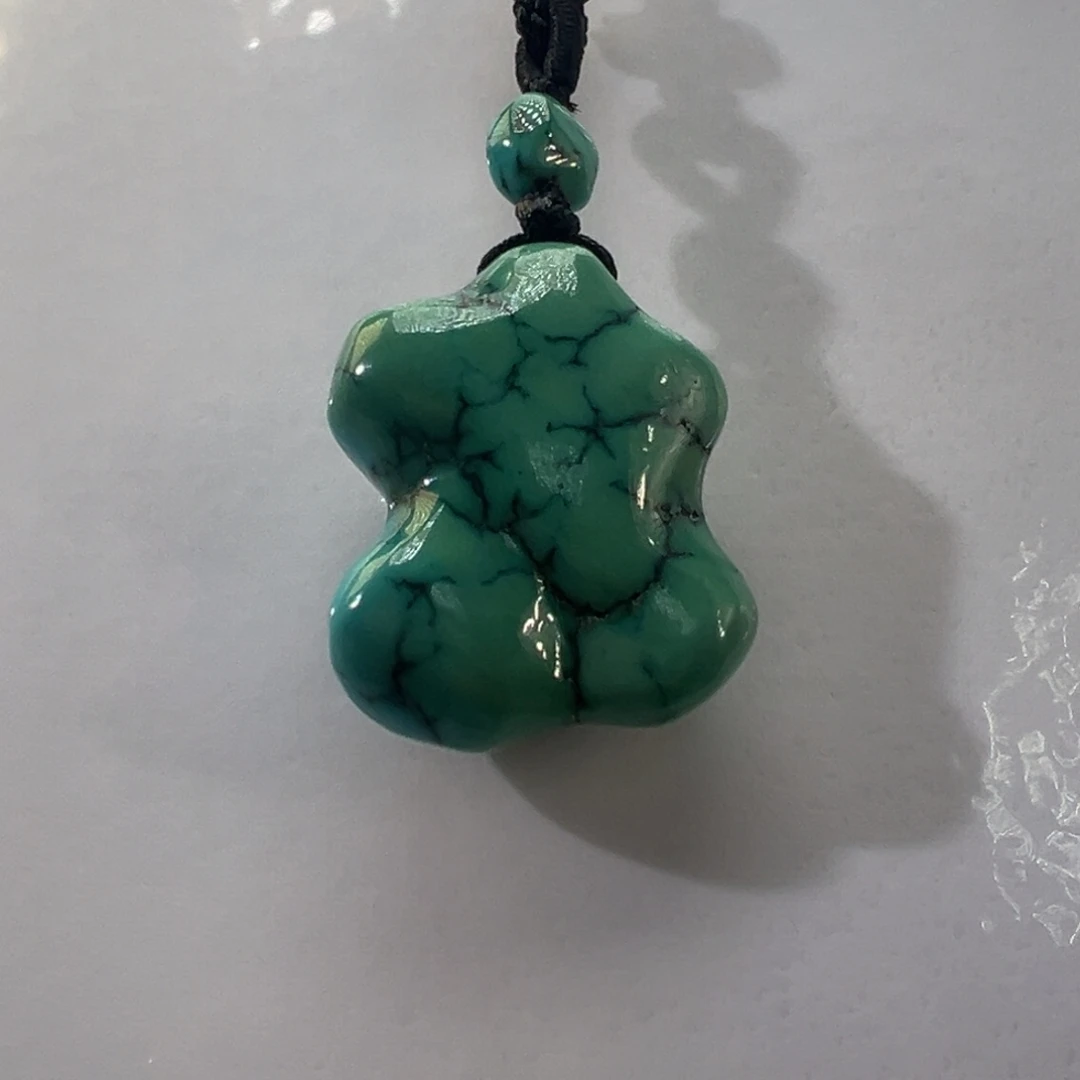 绿松石未镶嵌挂件