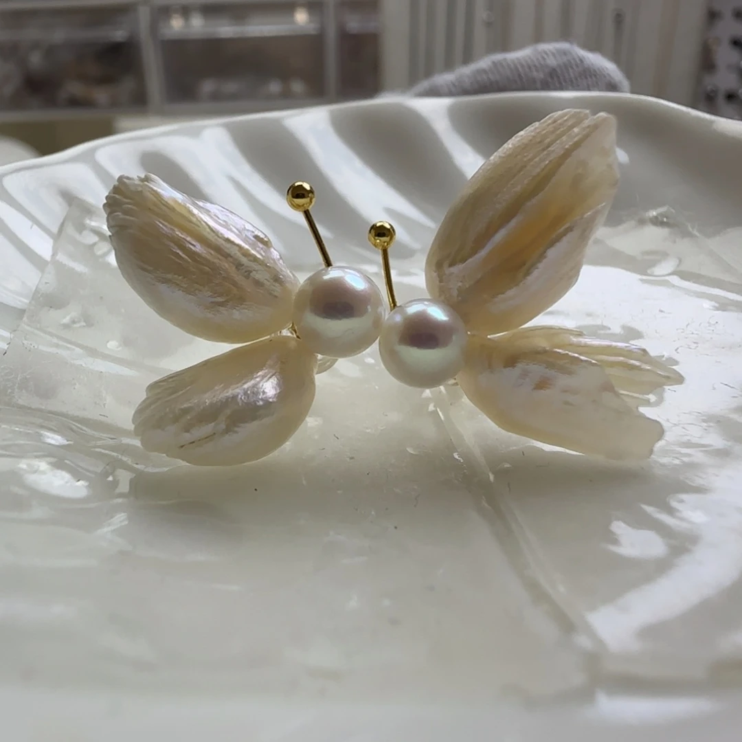 银S925镶嵌耳饰淡水珍珠