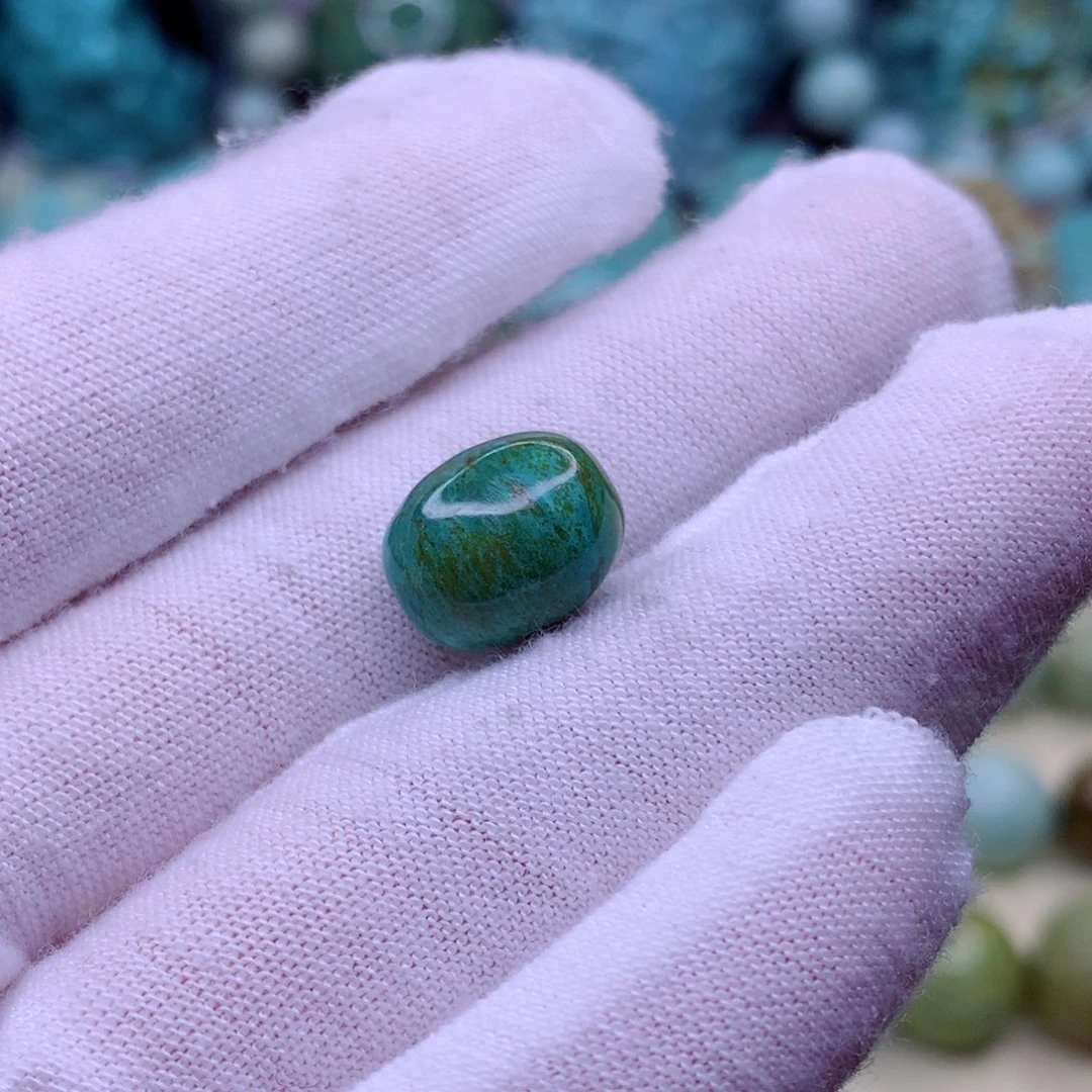 绿松石颈饰未镶嵌