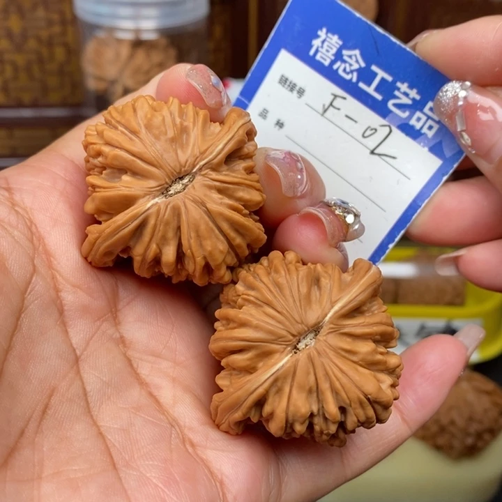 文玩核桃吊坠42四座楼