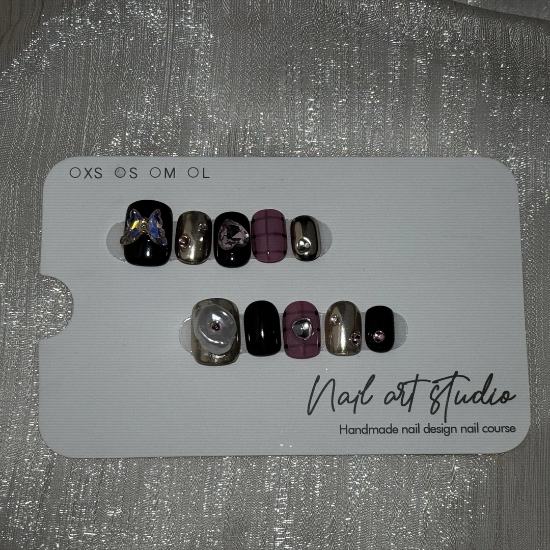 (Dina）手工穿戴甲 跳色蝴蝶 魔镜粉 粉色格子