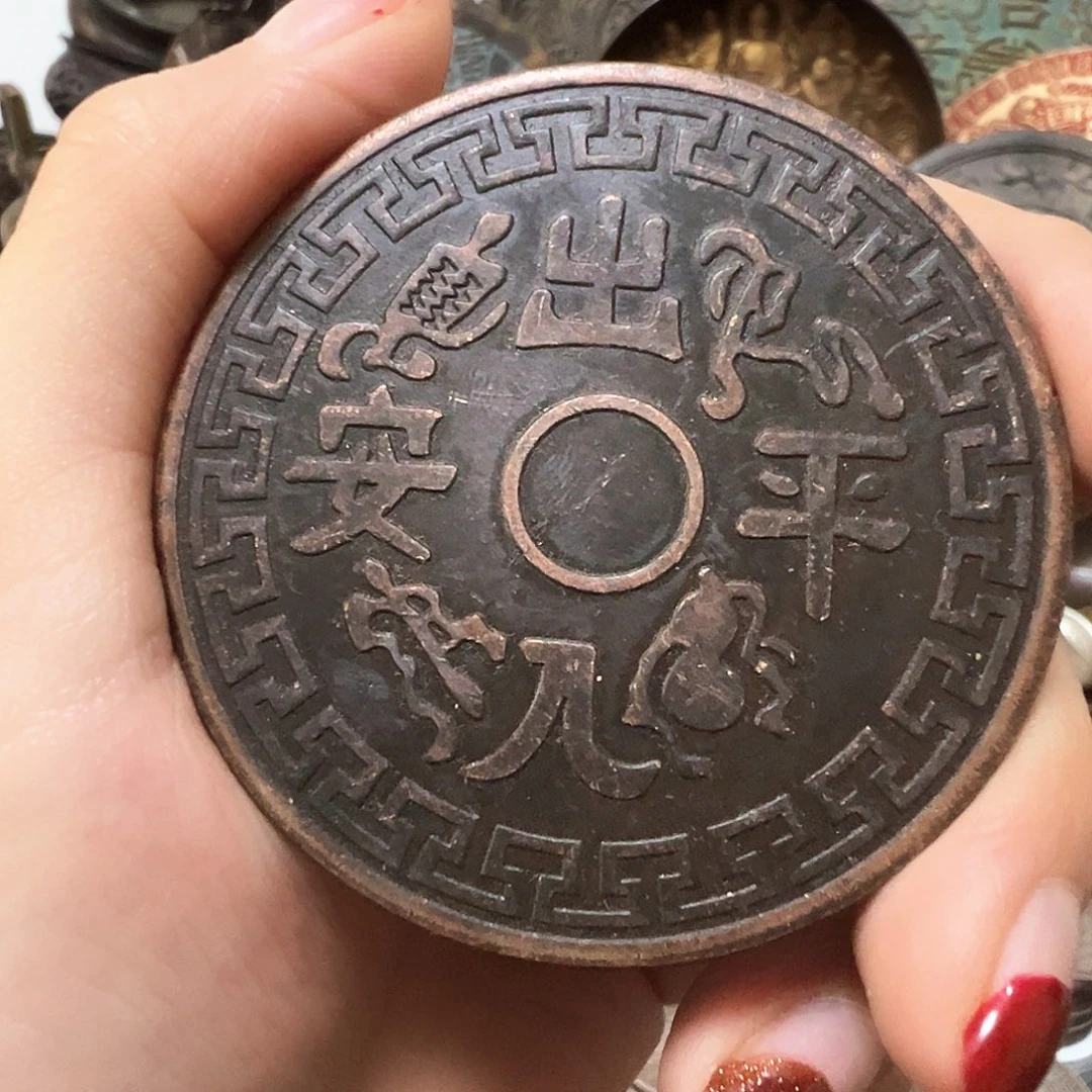 金属复古风格摆件