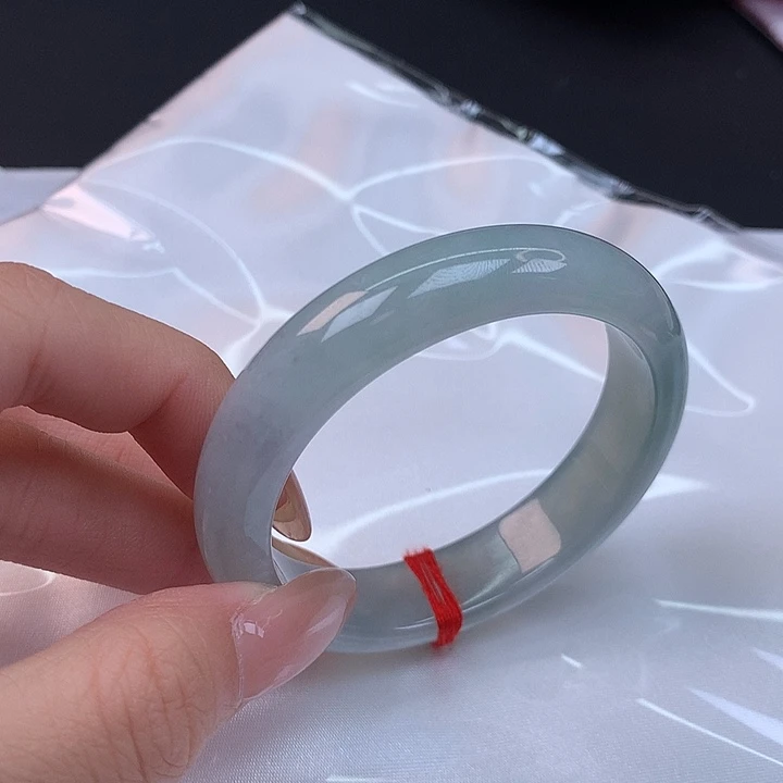 翡翠未镶嵌手镯50