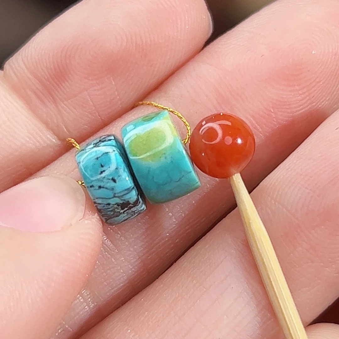 南红玛瑙未镶嵌珠宝奇石