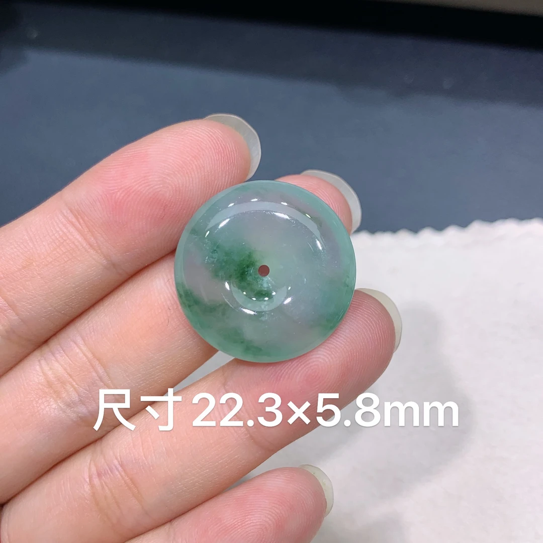 缅甸天然A货翡翠 冰种飘花平安扣吊坠 玉质细腻 k001