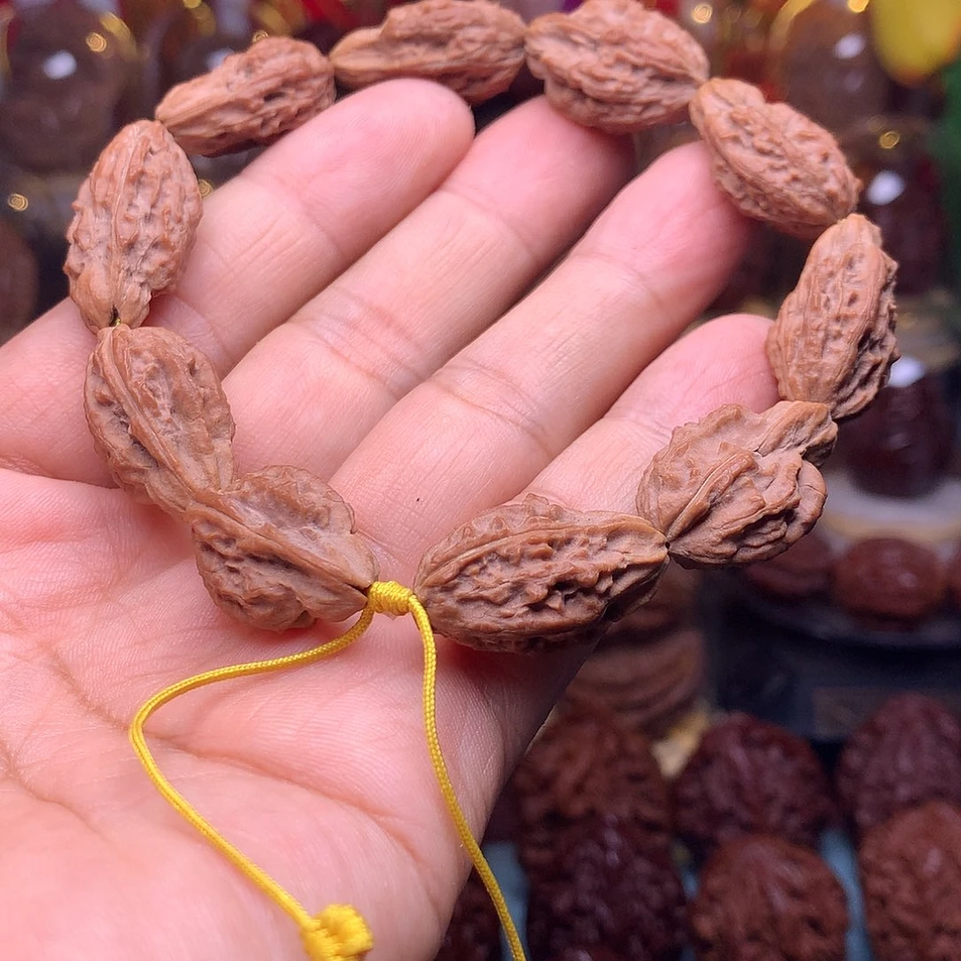 文玩核桃把件东北楸子文玩核桃