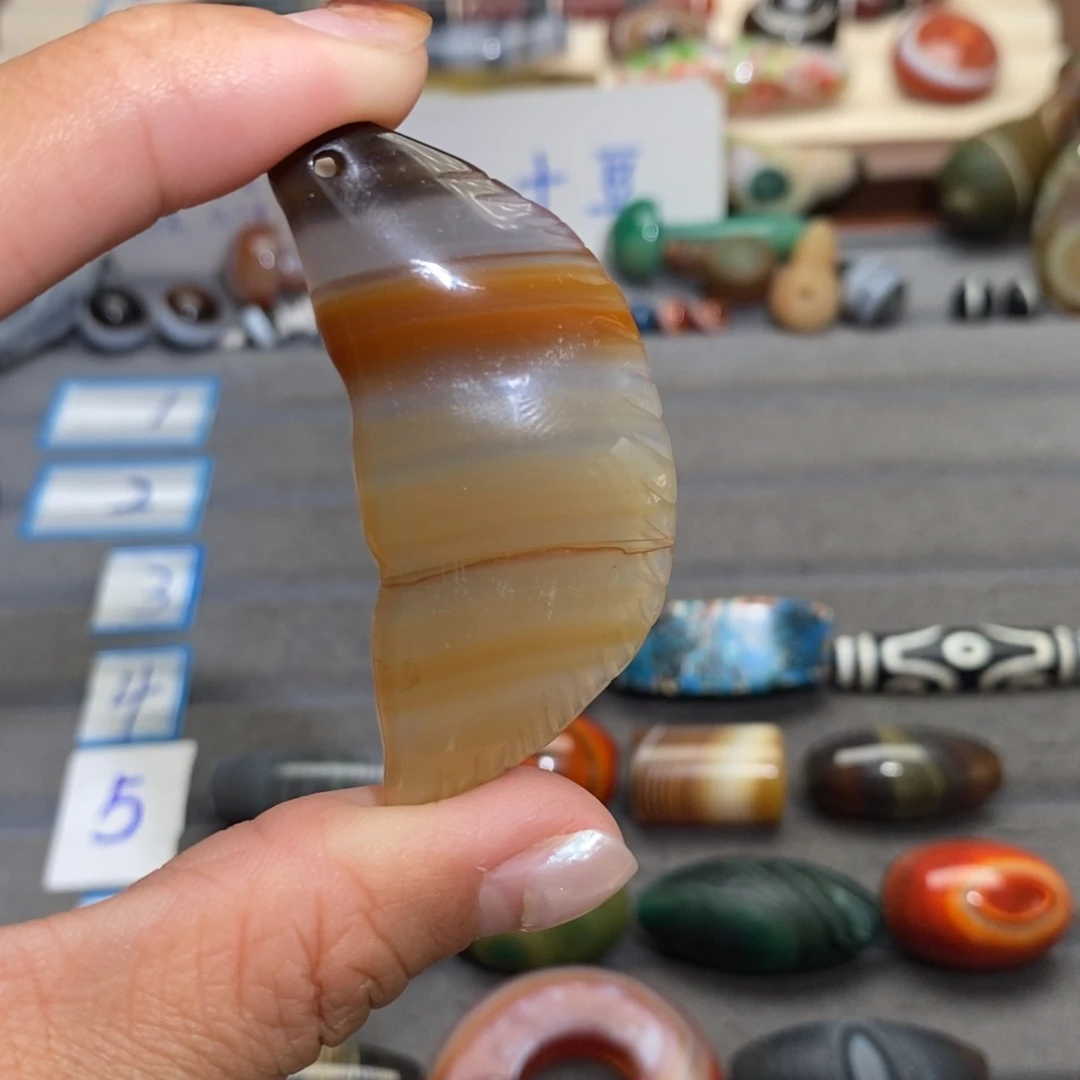 羽***鹤玛瑙/玉髓合金手链