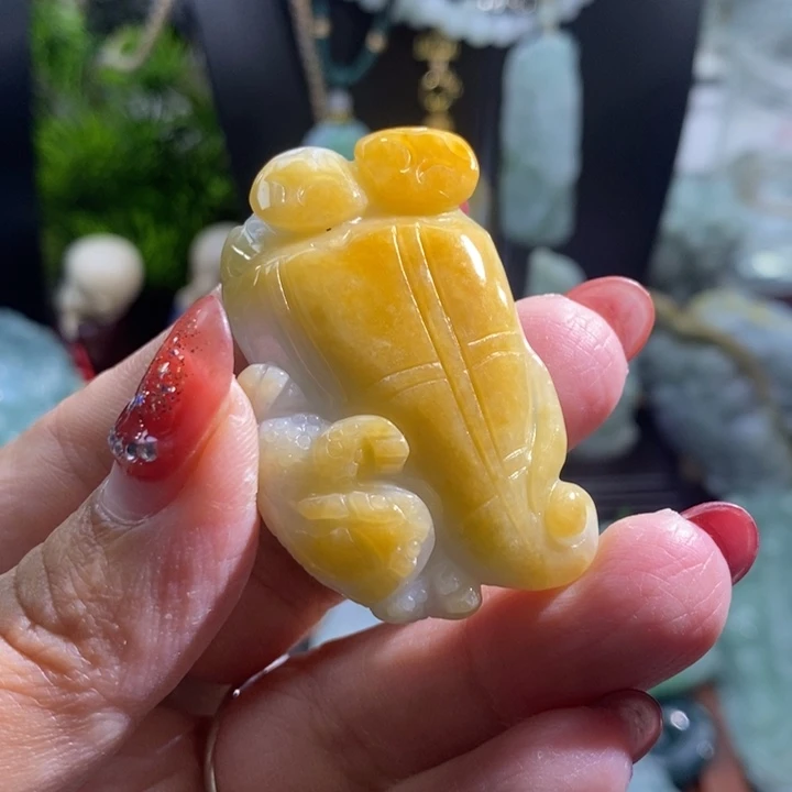 【闪购商品】颈饰未镶嵌翡翠金蟾
